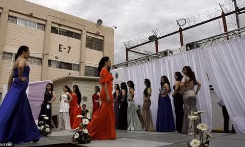 Nữ tù nhân Mexico khoe sắc trong cuộc thi đặc biệt