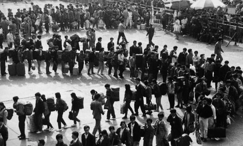 Cảnh dân Trung Quốc về quê ăn Tết những năm trước đây