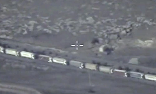 Hoạt động buôn lậu dầu của phiến quân IS qua ảnh