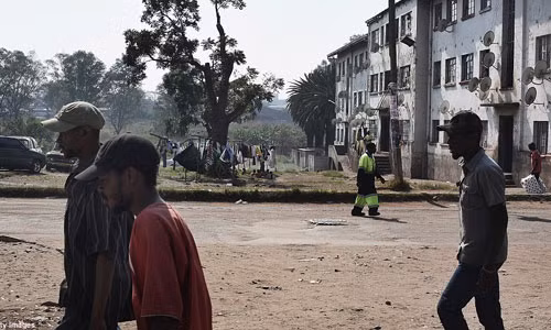 Cuộc sống nghèo khó ở Zimbabwe qua ảnh 