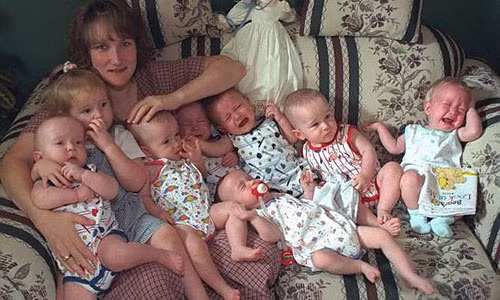 Cặp vợ chồng sinh 7 ở Mỹ: Ngày ấy và bây giờ