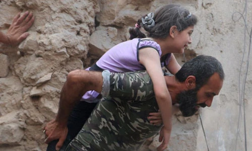 Xót xa những em nhỏ Syria giữa cuộc nội chiến ác liệt