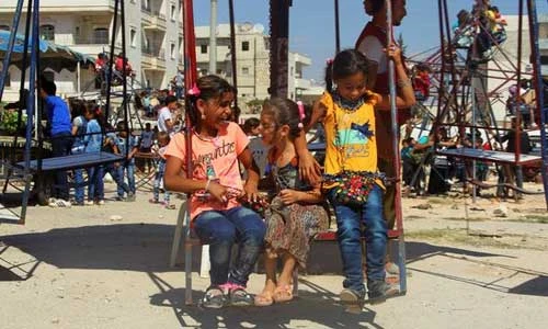 Trẻ em Syria nô nức vui đùa sau ngừng bắn