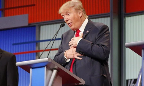 Hành động hài hước khó đỡ của tỷ phú Donald Trump