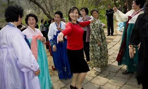 Chùm ảnh những nụ cười của người dân Triều Tiên