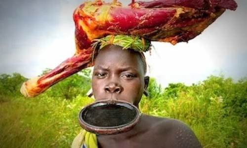 “Rợn tóc gáy” trước 10 tiêu chuẩn sắc đẹp trên thế giới