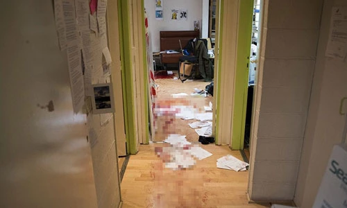 Hình ảnh đầu tiên trong căn phòng vụ xả súng ở Pháp