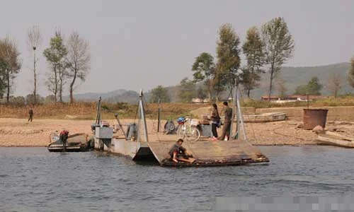 Chùm ảnh thôn quê Triều Tiên nhìn từ sông Áp Lục