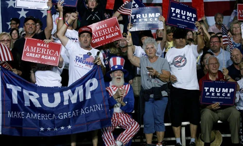 Ảnh: Những người ủng hộ ứng viên Donald Trump