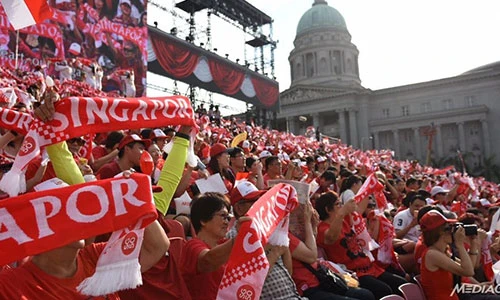 Hoành tráng diễn tập kỉ niệm 50 năm ngày Quốc khánh Singapore