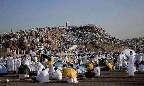 Chùm ảnh người Hồi giáo hành hương về thánh địa Mecca