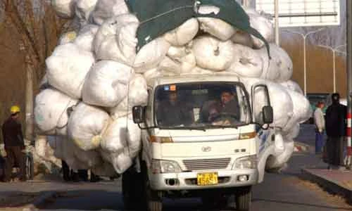 Muôn kiểu chở hàng “siêu cồng kềnh” khắp thế giới