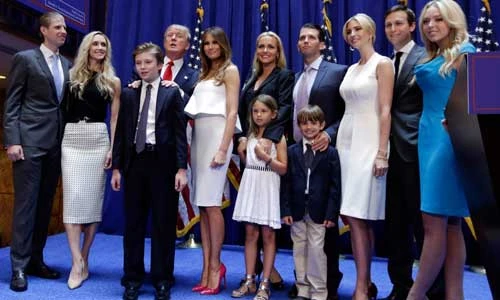 Ảnh thời trẻ của các yếu nhân kề cận Tổng thống Trump