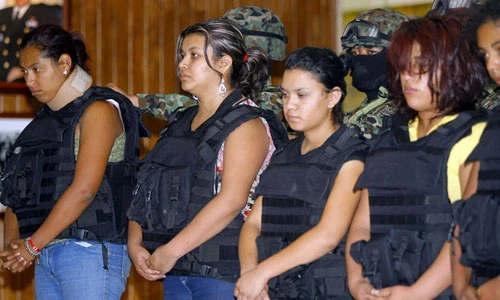 Hình ảnh hãi hùng trong chiến dịch chống ma túy ở Mexico