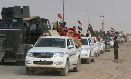 Hình ảnh thị trấn Qayyara sạch bóng phiến quân IS 