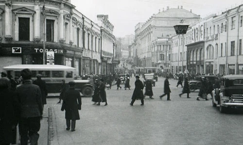 Hình ảnh đường phố Moscow thời Liên Xô năm 1935