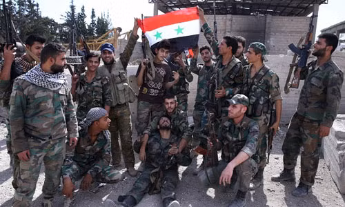 Ảnh binh sĩ Syria cắm chốt vùng ngoại ô Damascus