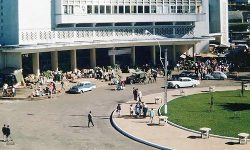 14 bức ảnh cực hiếm hoi về chợ Đà Lạt xưa