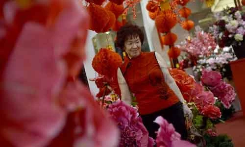 Rộn ràng không khí ngày 30 Tết ở các nước châu Á