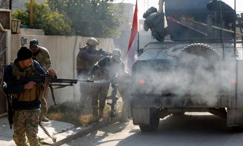 Ảnh chiến trường nóng hổi ở chảo lửa Mosul