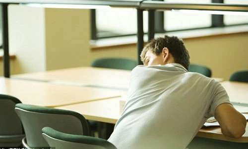 Hài hước muôn kiểu gian lận thi cử trên thế giới