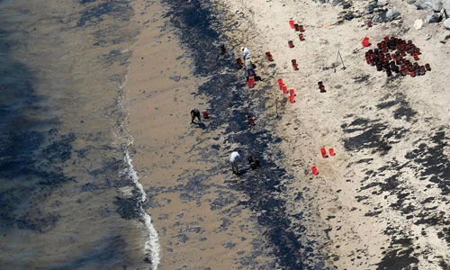  Vụ tràn dầu khủng khiếp ở Mỹ qua ảnh