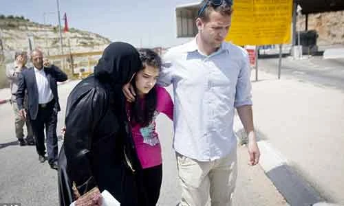 Israel thả nữ tù nhân Palestine 12 tuổi vì tội...mang dao