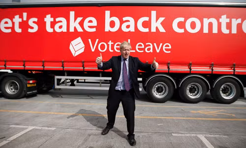 Thủ lĩnh phe Leave trong Brexit Boris Johnson qua ảnh