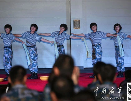 Hé lộ cuộc sống thường ngày của nữ quân nhân TQ