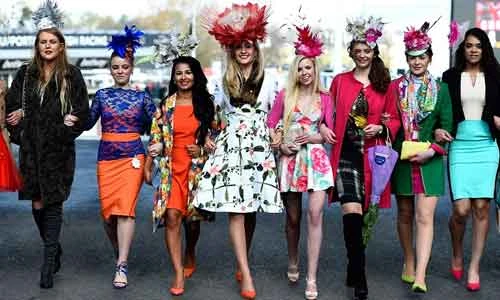 Rực rỡ rừng hoa ở lễ hội Anh truyền thống