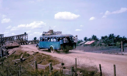 Độc đáo giao thông ở Việt Nam hồi những năm 1960