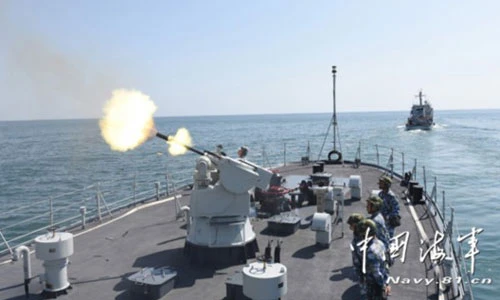 Trung Quốc ngang nhiên diễn tập quét mìn ở Biển Đông