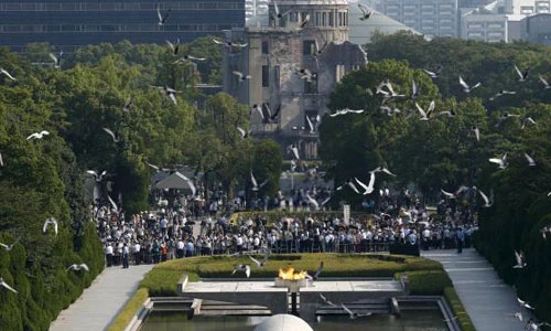 Nhật tưởng niệm 70 năm Mỹ ném bom nguyên tử xuống Hiroshima