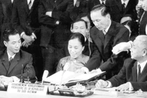 Dấu ấn bà Nguyễn Thị Bình, đại biểu cao tuổi nhất Đại hội thi đua yêu nước