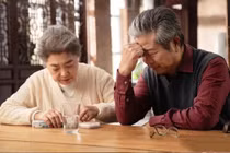 10 'cái bẫy' âm thầm bốc hơi tài sản người nghỉ hưu nhanh nhất