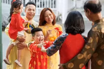 Kiểu họ hàng nên tránh thăm hỏi dịp Tết Nguyên đán Bính Ngọ