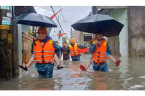 Cảnh báo lũ dâng cao trên các sông ở Đà Nẵng và Huế