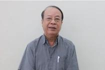 Trở lại một bộ SGK, sai đâu sửa đó, đừng "vì sâu chặt cây"