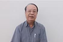 Trở lại một bộ SGK, sai đâu sửa đó, đừng "vì sâu chặt cây"