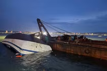 Vụ lật tàu Vịnh Xanh 58 trên Vịnh Hạ Long... lỗ hổng tiếp nhận cảnh báo? 