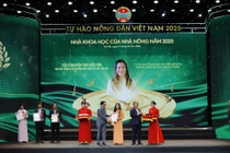 Nữ tiến sĩ 25 năm lai tạo giống lúa bền vững ở miền Tây