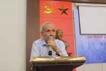 “Tôi từng đi học gần 10 năm mà không có quyển sách giáo khoa nào”