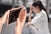 Năm dấu hiệu âm thầm cho thấy bạn đang nghèo đi từng ngày