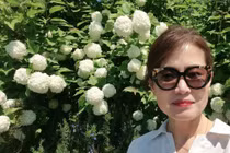 Tiết kiệm 2 khoản chi nhỏ, phụ nữ trung niên ví dày lên trông thấy