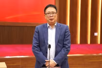 GS.VS Châu Văn Minh cam kết thúc đẩy phát triển nguồn nhân lực KHCN chất lượng cao