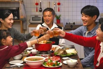 Vì sao càng thân càng nên giữ khoảng cách, đừng ở chung nhà với họ hàng