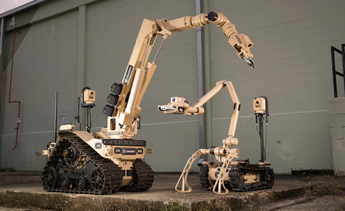 Mỹ tăng cường mua loạt robot siêu hiện đại để xử lý bom mìn