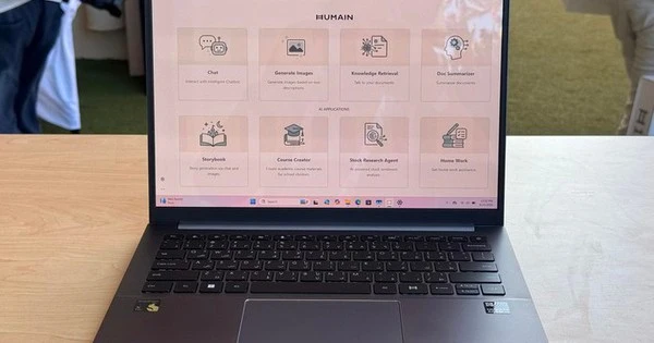Chiếc laptop đột phá với giao diện hoàn toàn bằng AI gây kinh ngạc