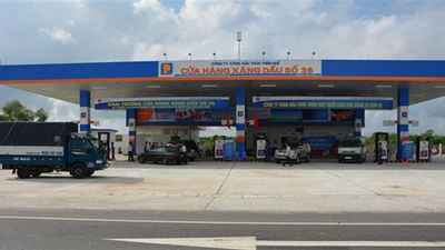 Đấu thầu ở Petrolimex Huế: Vì sao nhà thầu Quốc Toàn không có đối thủ?