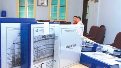 Lật lại hồ sơ Công ty Phúc Huy: Vì sao cứ đấu là trúng với các bên mời thầu này?